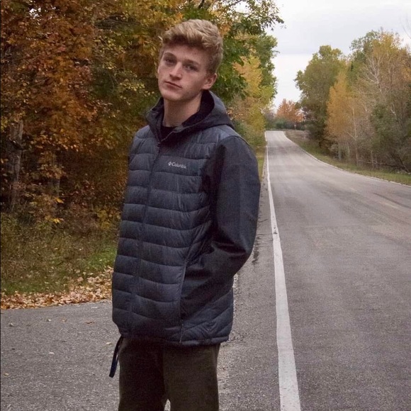 Meet your Posher, Bryson - Picture 6 of 9